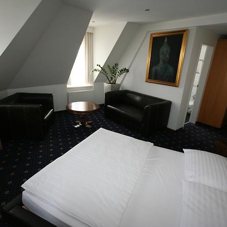 Hotel Regina Zurich Exterior photo