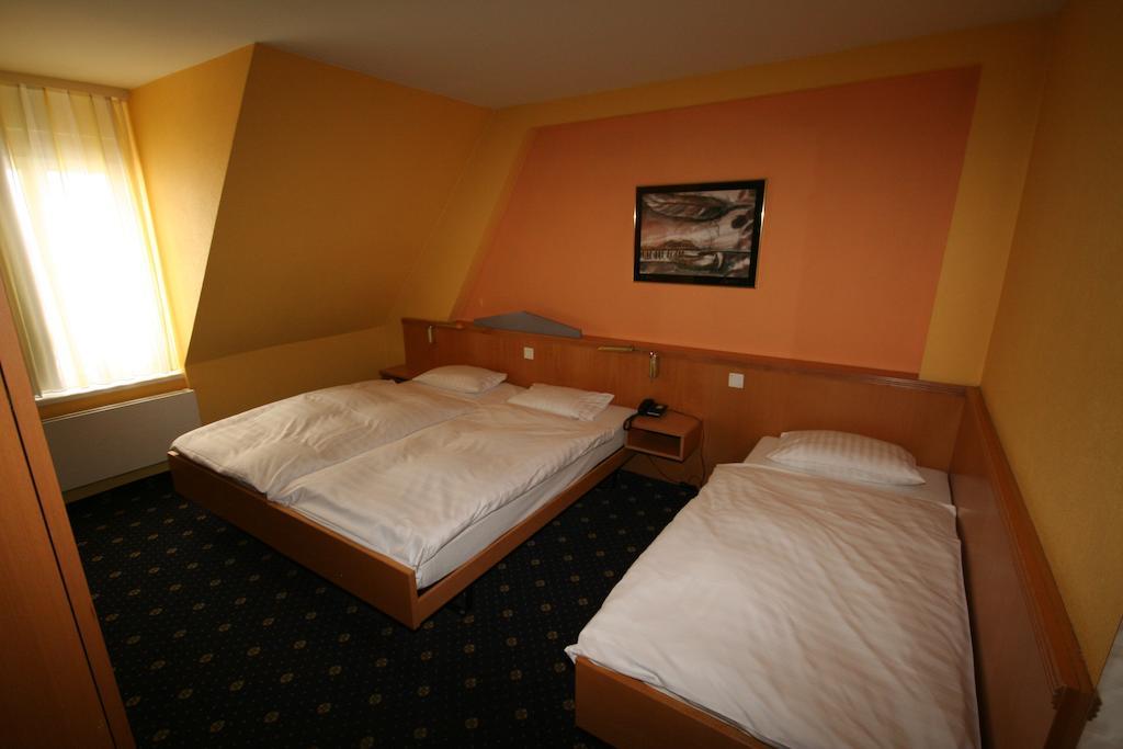Hotel Regina Zurich Exterior photo